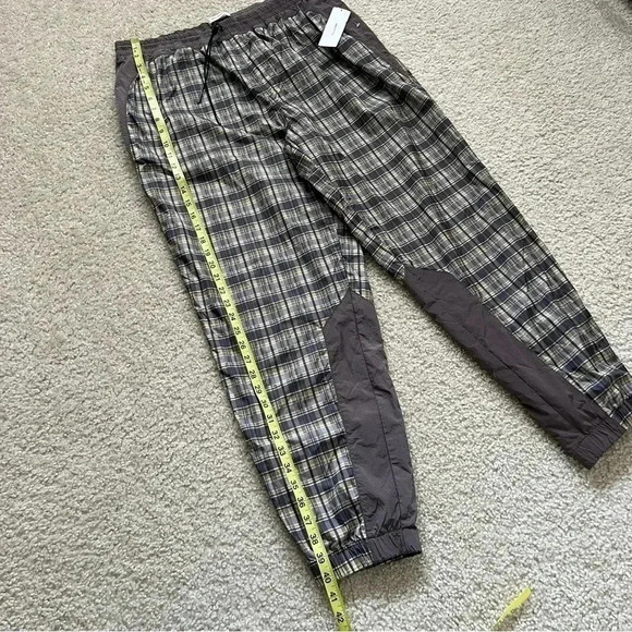 Urban Outfitters UO Plaid Wind Pant Men’s Size XL  Style# OB982931 $69 Lavande - Picture 9 of 16